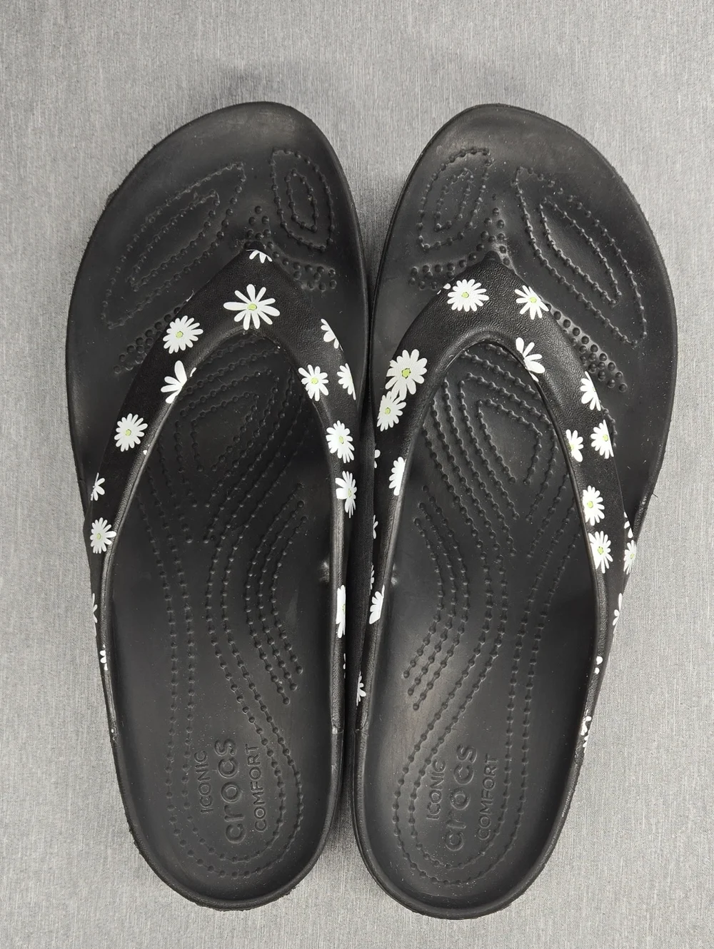 Crocs Kadee II Daisy Flip Flops Size W8